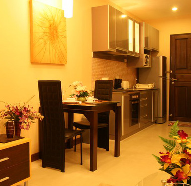 Whispering Palms - Suites, Dining Kitchen